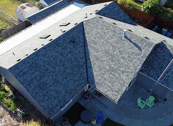 New roof replacement in Washougal WA by J&J Roofing.