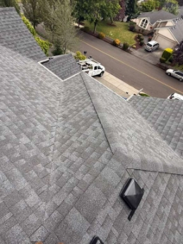 GAF Timberline HDZ shingle replacement completed on a historic residential home in Portland's Laurelhurst neighborhood.